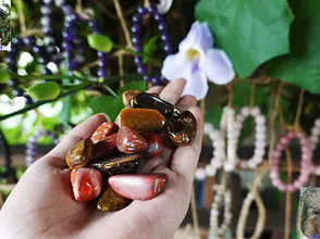 5 types of feng shui stones suitable for people of the Earth destiny