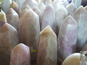 How to choose feng shui quartz stone pillars according to destiny