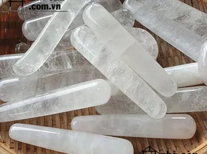 White quartz stone with any par? The meaning of White Quartz