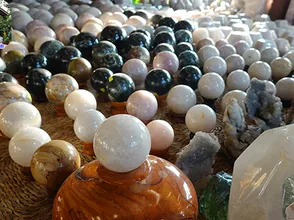 Magical healing energy from quartz gems