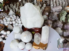 Feng shui white quartz suitable for what destiny?