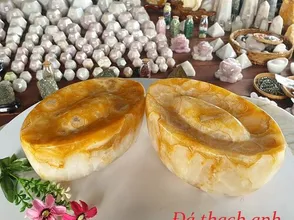 Gold ingot, quartz stone, yellow cotton