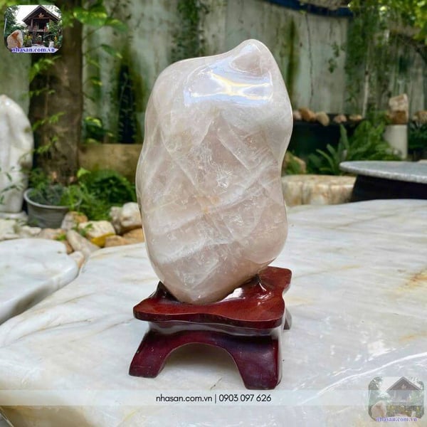 Trụ đá thạch anh hồng tự nhiên T423 - 4.9kg