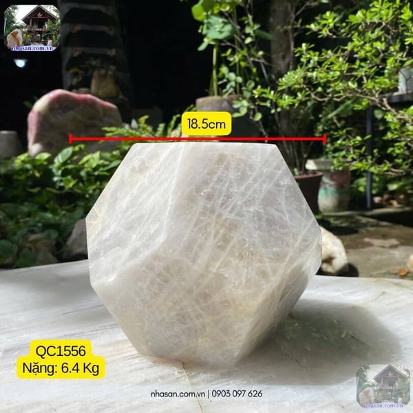 Quả cầu 12 mặt đá thạch anh QC1556-6.4kg-18.5cm