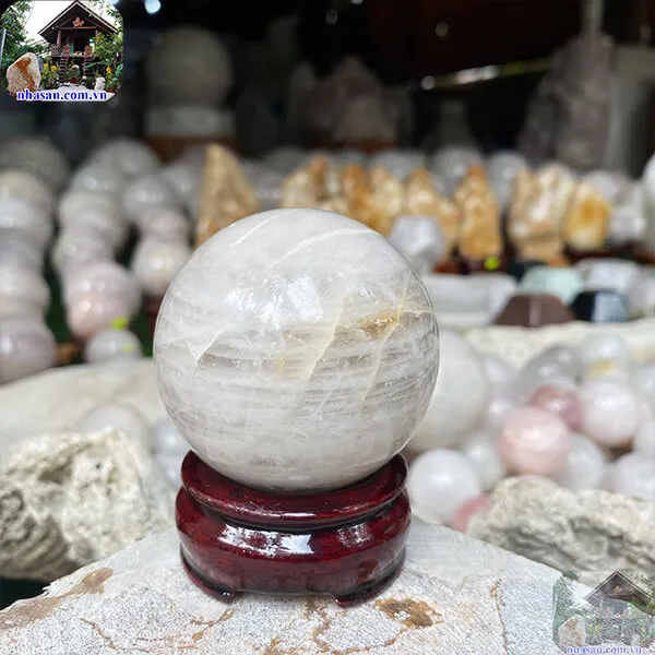 Quả cầu thạch anh trắng 6cm-0.34kg-QC1082