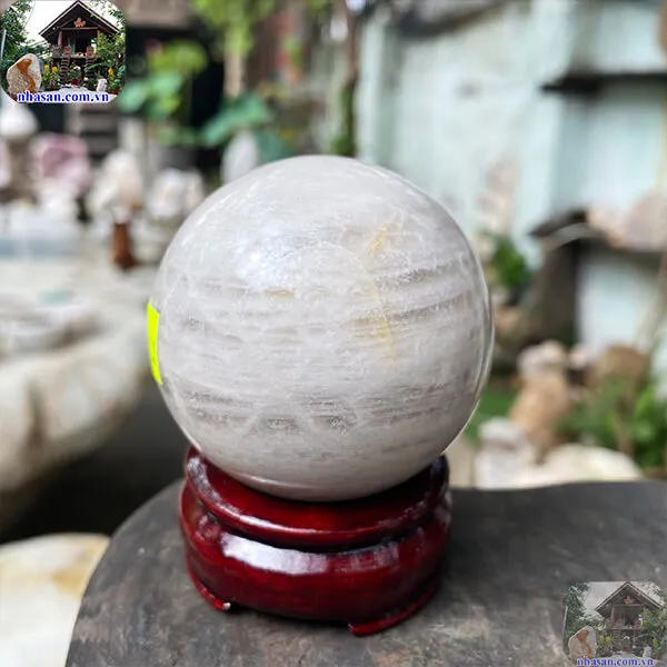 Quả cầu thạch anh trắng 6cm-0.34kg-QC1082