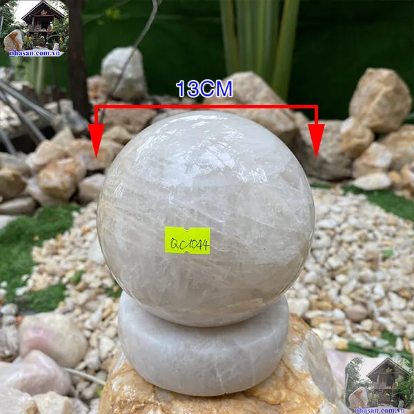 Quả cầu thạch anh trắng 13cm-3.38kg-QC1044