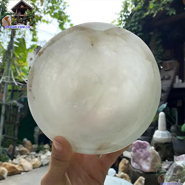 Bát đá thạch anh trắng 1.16kg -14.5cm B29