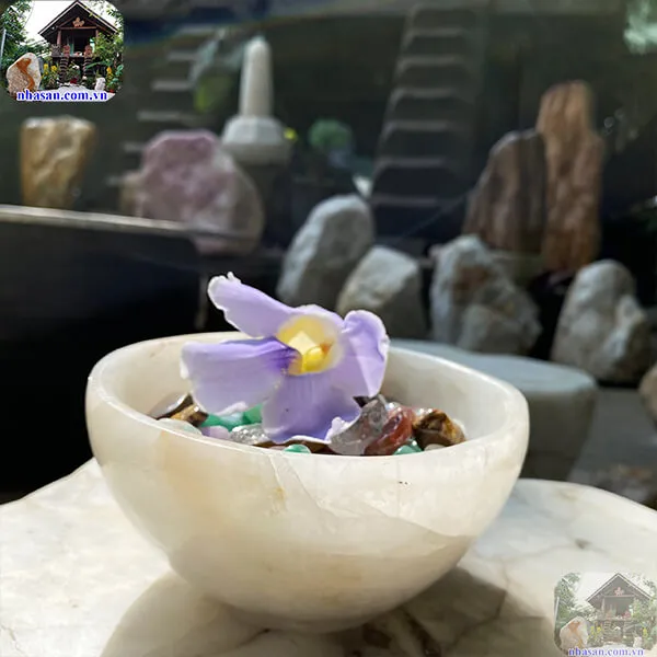 Bát đá thạch anh trắng 1.16kg -14.5cm B29