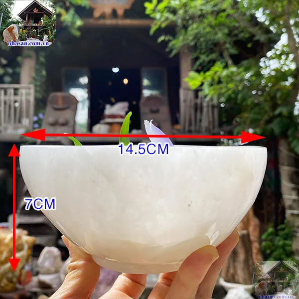 Bát đá thạch anh trắng 0.98kg -14.5cm B44