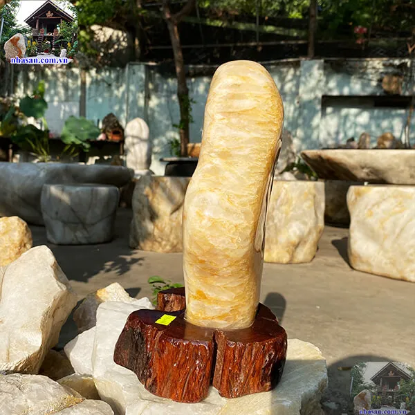 Thạch anh bông vàng 4.58kg (KT: 29 x 15 cm) - TAV144