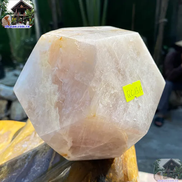 Quả cầu 12 mặt đá thạch anh QC1313, nặng 2.82kg, đường kính 14.5cm
