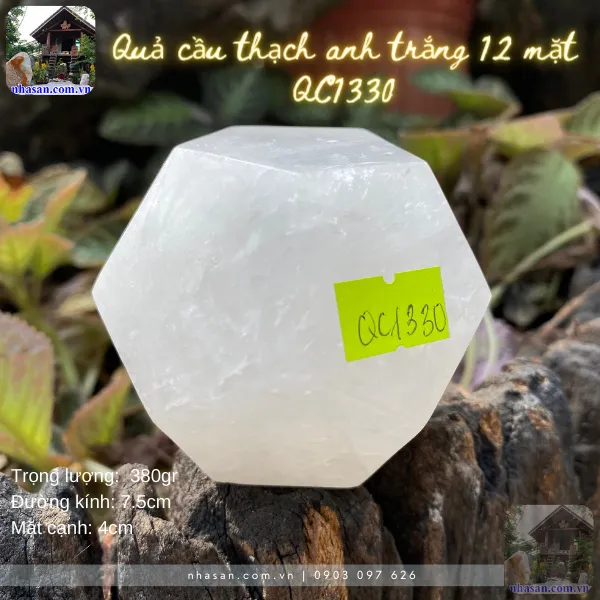 Quả Cầu Thạch Anh Trắng 12 Mặt QC1330, nặng 380gr, đường kính 7.5cm