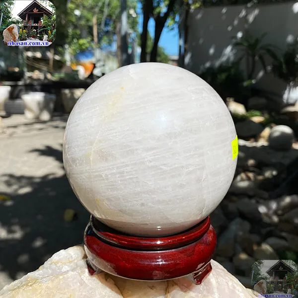 Quả cầu thạch anh phong thủy QC1251 - 2.7kg - 12.4cm