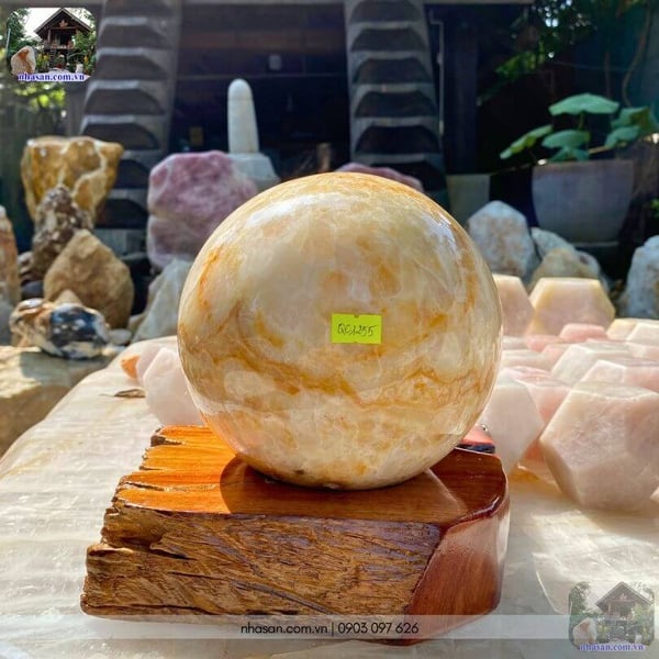 Quả cầu đá thạch anh bông vàng QC1255-17cm-6.8kg