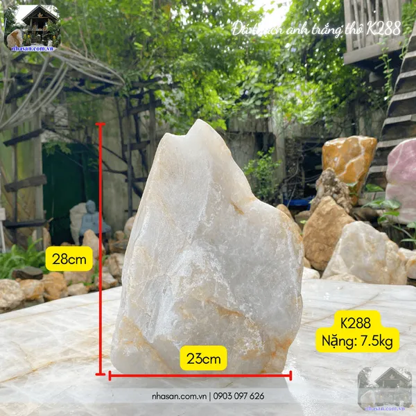 Đá thạch anh trắng thô K288 nặng 7.5kg, cao 28cm x ngang 23cm x dày 8cm
