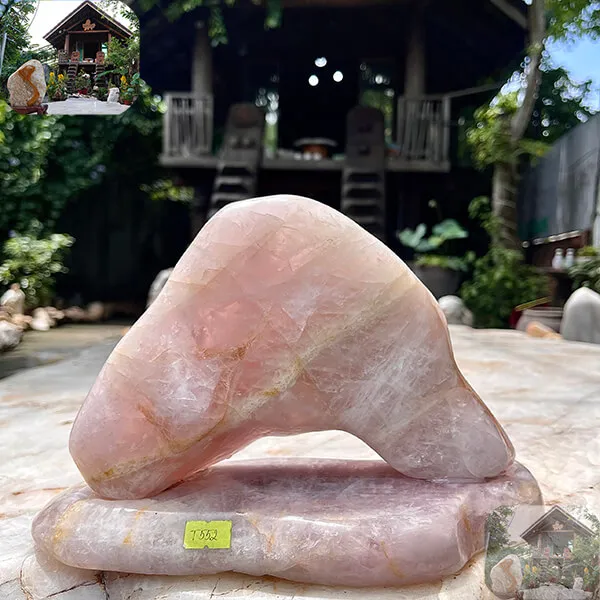 Trụ đá thạch anh hồng 3.4kg, cao 18cm x ngang 27cm -T552