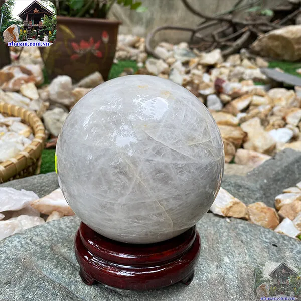 Quả cầu thạch anh trắng 12cm-2.56kg-QC1050