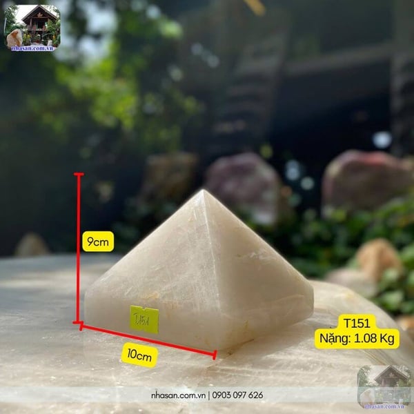 Đá thạch anh kim tự tháp T151 - 1.08kg