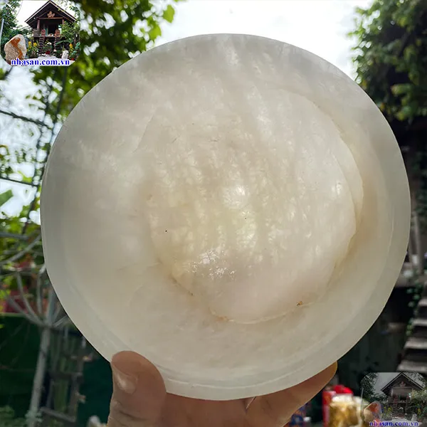 Bát đá thạch anh trắng 0.94kg -14.5cm B38