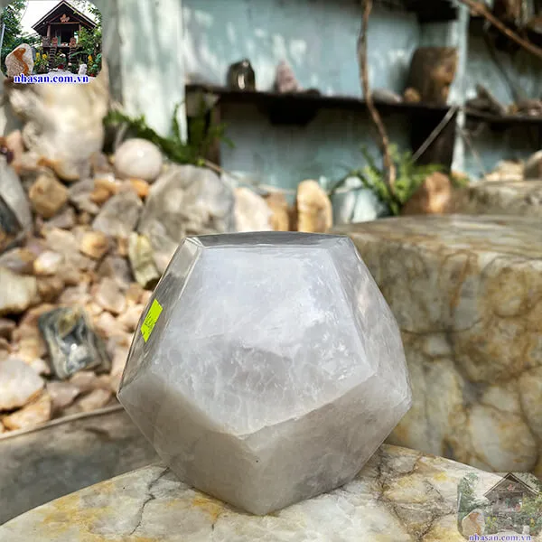 Đá 12 mặt thạch anh trắng 10.5cm-1.16kg - QC1015