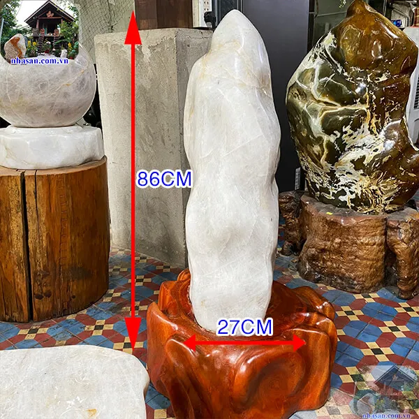 Trụ đá thạch anh trắng 95kg, cao 86cm x ngang 27cm- T556