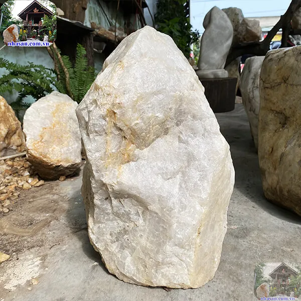Đá thạch anh trắng thô khối 54kg-K131
