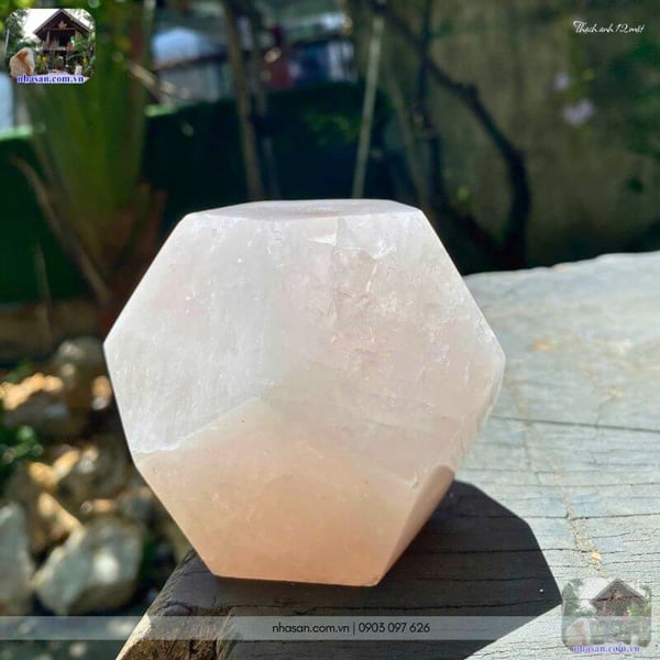 Đá thạch anh 12 mặt QC1496 - 700gr - 9cm