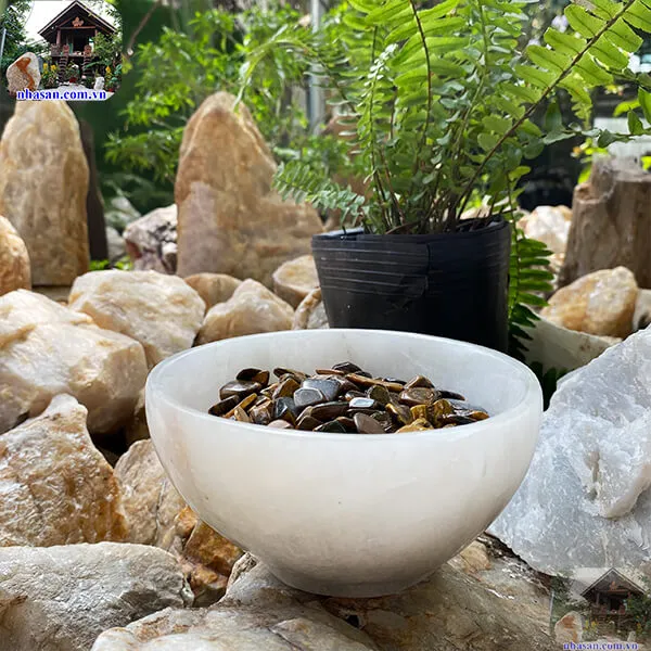 Bát đá thạch anh trắng 1.1kg-14.5cm B26