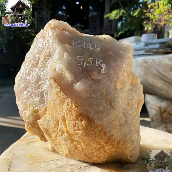 Đá thạch anh hồng thô khối 9.5kg-K140