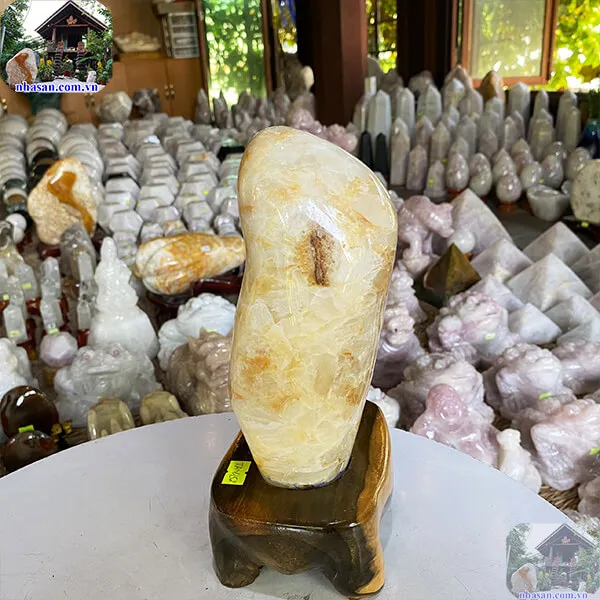Thạch anh bông vàng 2.96kg (KT: 24.5 x 10 cm) - TAV152