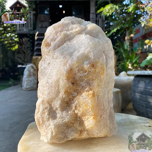 Đá thạch anh hồng thô khối 7kg-K146