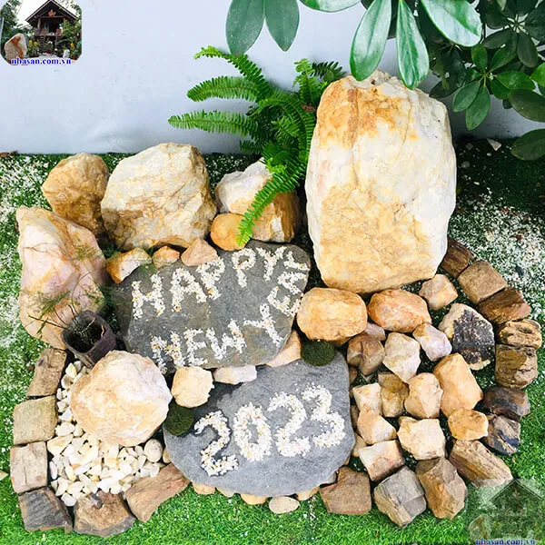 Tiểu cảnh đá phong thủy - xu hướng trang trí tết 2023 TC44