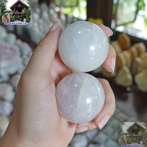 Bảo kiện cầu (bi lăn tay đá thạch anh) tự nhiên giúp đôi tay khỏe mạnh