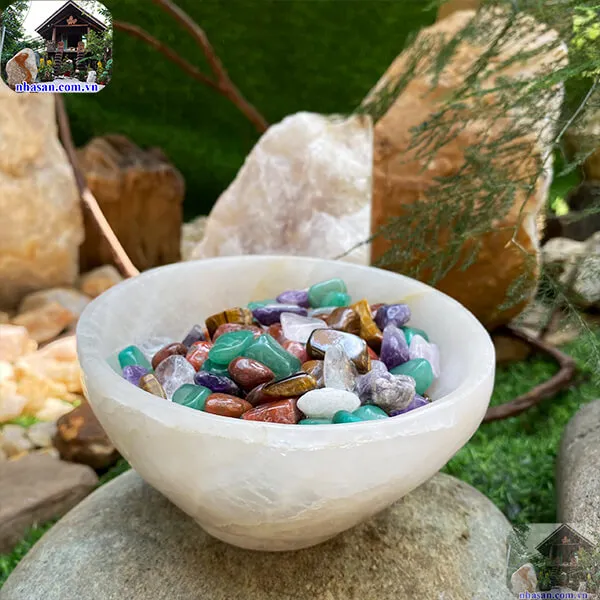 Bát đá thạch anh trắng 1.1kg -14.5cm B42