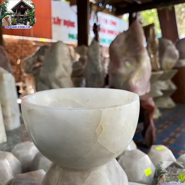 Bát đá thạch anh trắng 840gr-12.7cm B52