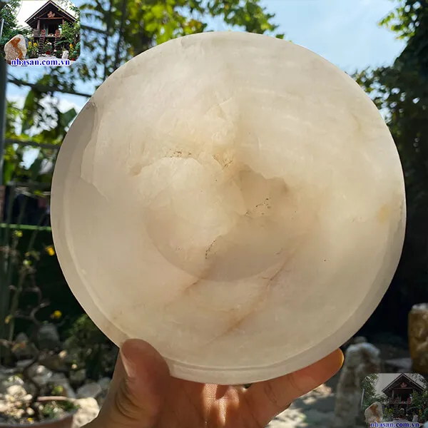 Bát đá thạch anh trắng 1.08kg -14.5cm B40