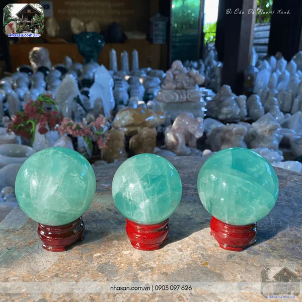 Bi cầu đá fluorit xanh QC1478 - 520gr - 6.8cm