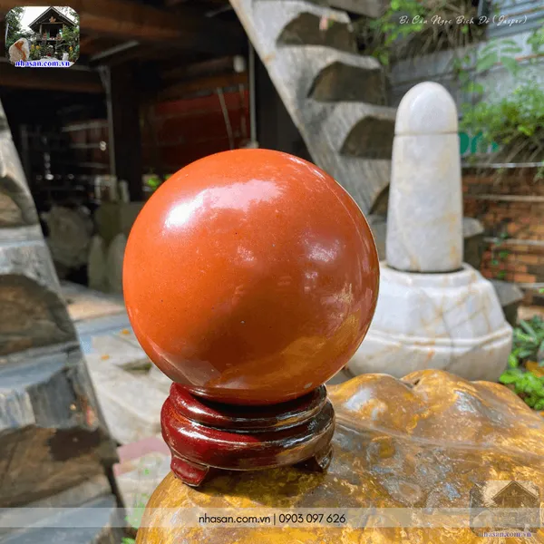 Bi cầu ngọc bích đỏ (Jasper) 2.9kg - 13cm - QC1477