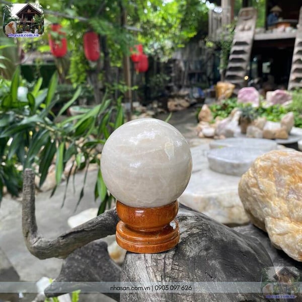 Bi cầu thạch anh trắng QC1543 - 450gr - 6.9cm