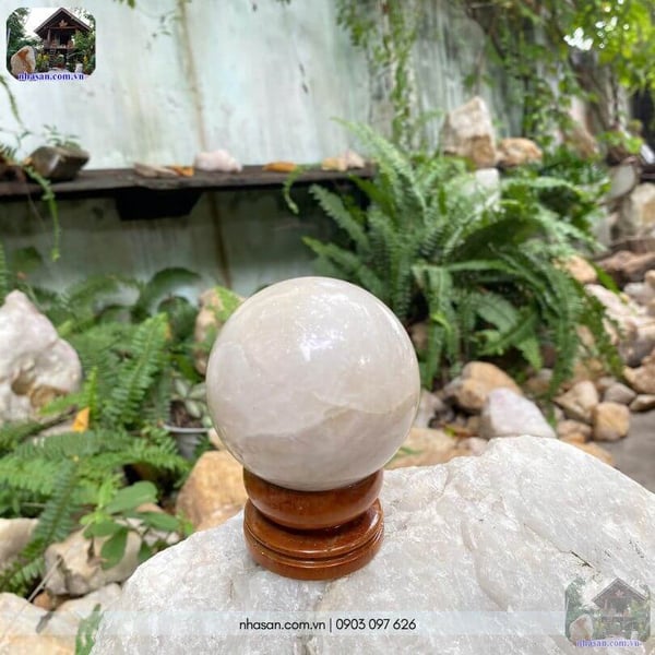 Bi cầu thạch anh trắng QC1543 - 450gr - 6.9cm