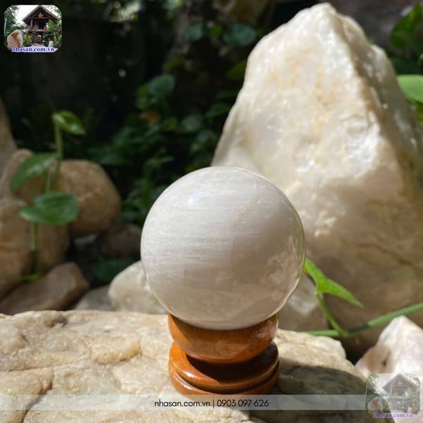 Bi cầu thạch anh trắng QC1545 - 440gr - 6.8cm