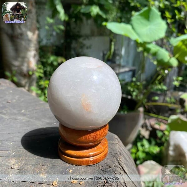 Bi cầu thạch anh trắng QC1545 - 440gr - 6.8cm