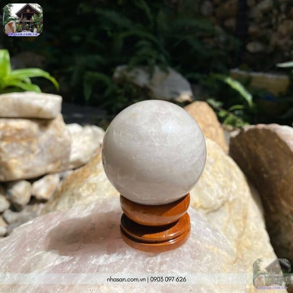 Bi cầu thạch anh trắng QC1545 - 440gr - 6.8cm