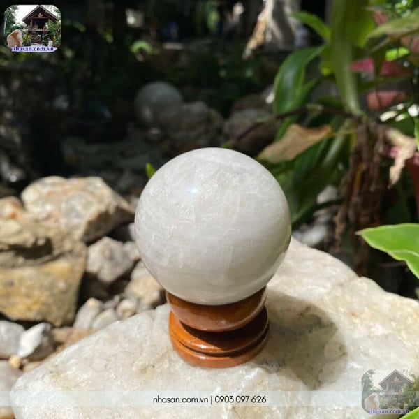 Bi cầu thạch anh trắng QC1546 - 450gr - 6.9cm