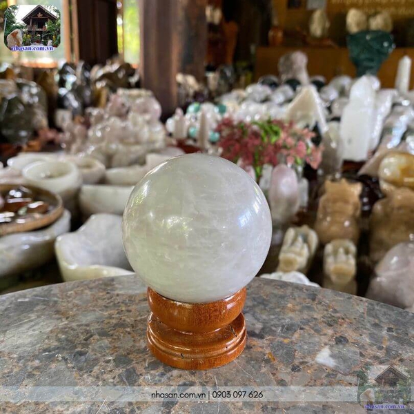 Bi cầu thạch anh trắng QC1546 - 450gr - 6.9cm