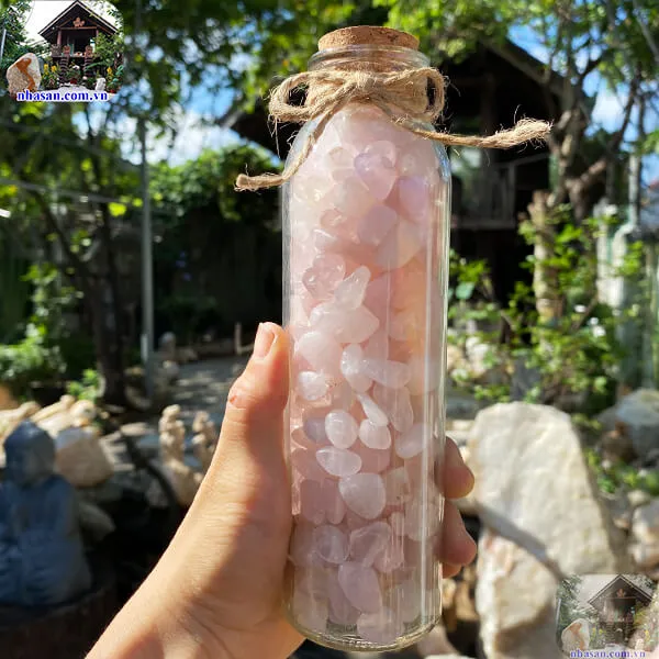 Lọ đá thạch anh vụn hồng - Lọ đá của tình yêu và hạnh phúc