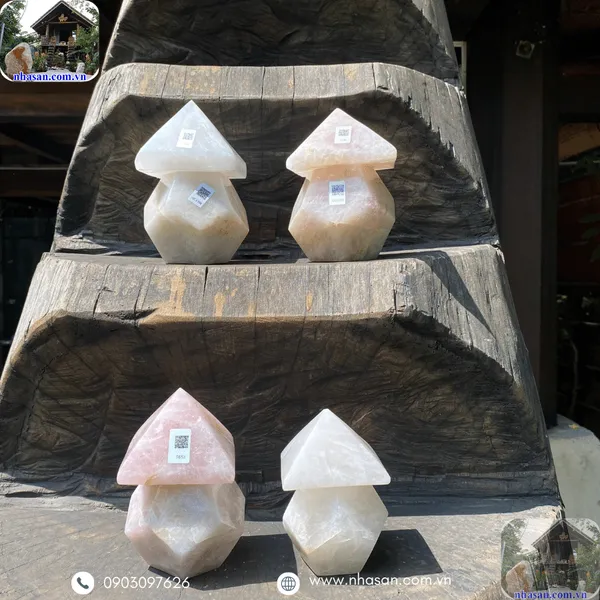 Bộ đá 12 mặt kim tự tháp thạch anh - Hóa giải vận hạn, gia tăng năng lượng