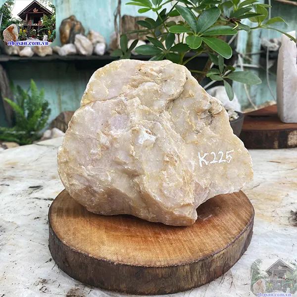 Trụ đá thạch anh hồng thô 3.4kg (16x19 cm) để quầy thu ngân hút tài lộc