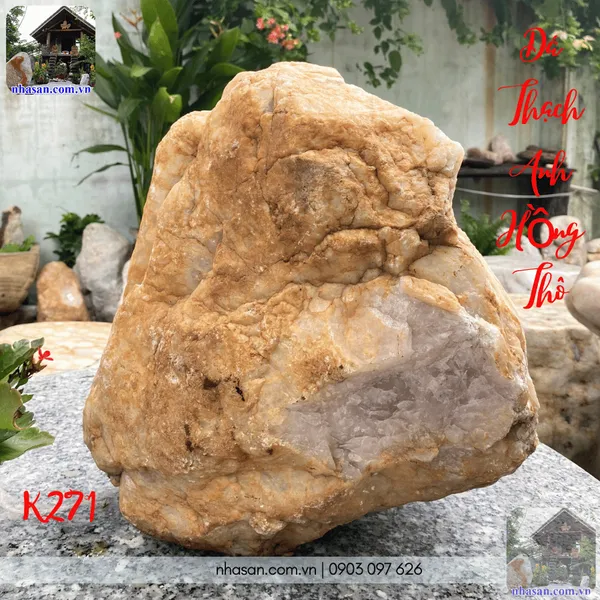 Đá thạch anh hồng thô K271 nặng 49kg, kích thước: Cao 40 x ngang 35 (cm), hoành đường kính 103cm